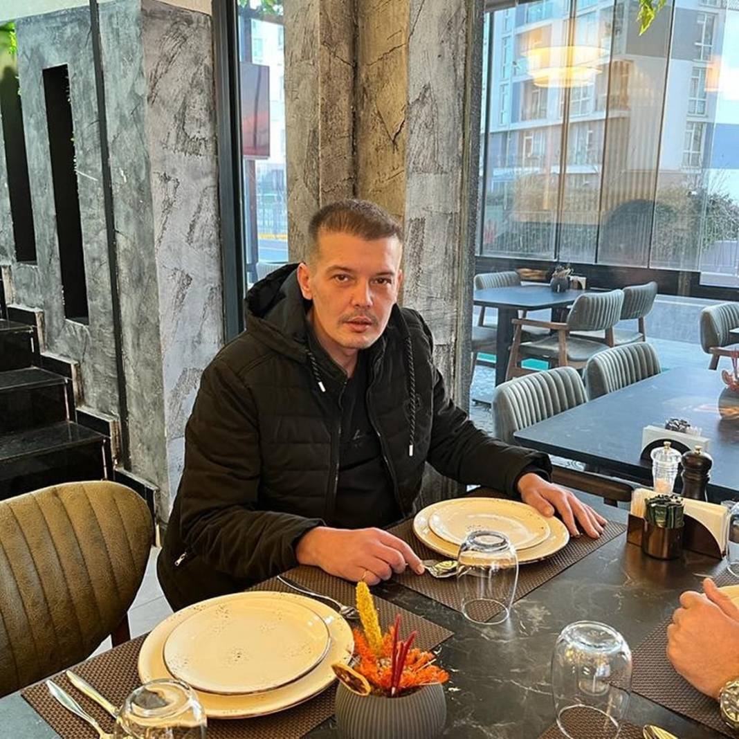 20 kilo veren Arda Kural'ın son hali hayranlarını şaşırttı! 2000'li yıllara döndü, 20'lik delikanlı oldu 6